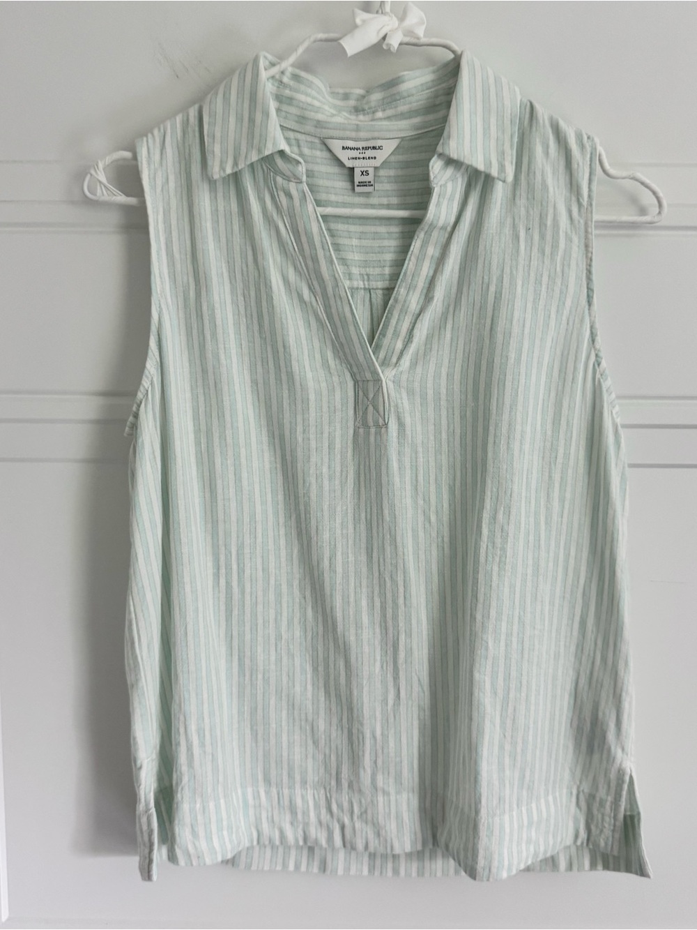 Banana Republic Sleeveless Striped Linen-Blend Top Green and White, XS